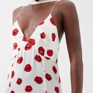 Red and White Lip Print Chemise with V-Neck